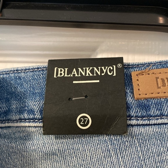 BlankNYC Jeans - Picture 7 of 9